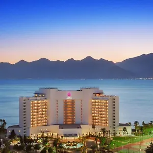***** Hotel Akra Turecko